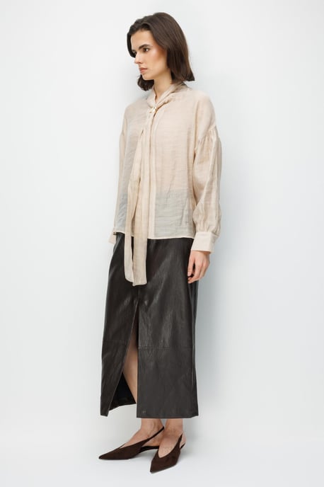 V-Ausschnitt Bluse mit Schleifendetail - Image 2