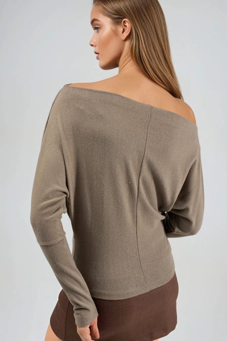 Bootsausschnitt-Bluse mit Stein-Accessoire - Image 2