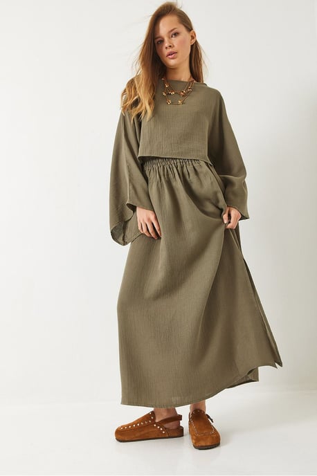 Strukturierte Bluse mit Rundhalsausschnitt und Rock-Set - Image 3