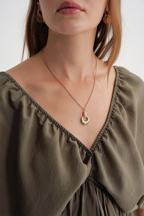 V-Ausschnitt-Bluse mit Rüsche-Detail - Image 6