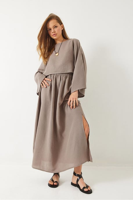 Texturierte Bluse mit Rundhalsausschnitt und Rock-Set - Image 2