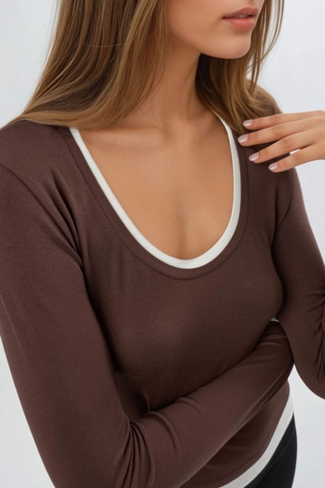 Bluse mit Kontrast-Bindung und langen Ärmeln - Image 5