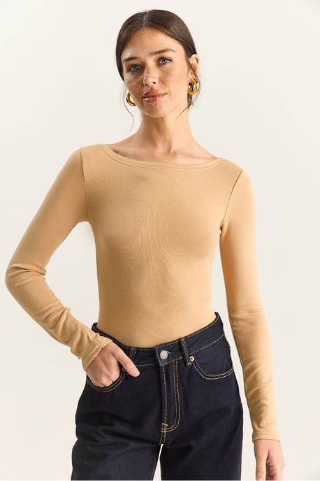 Figurbetontes Basic-Top - Image 5