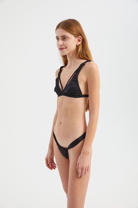 Bikini-Set mit tragefester, dreieckiger Form und brasilianischem Unterteil - Image 3