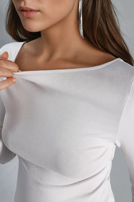 Schlanke Crop-Bluse mit Rückendetail - Image 6