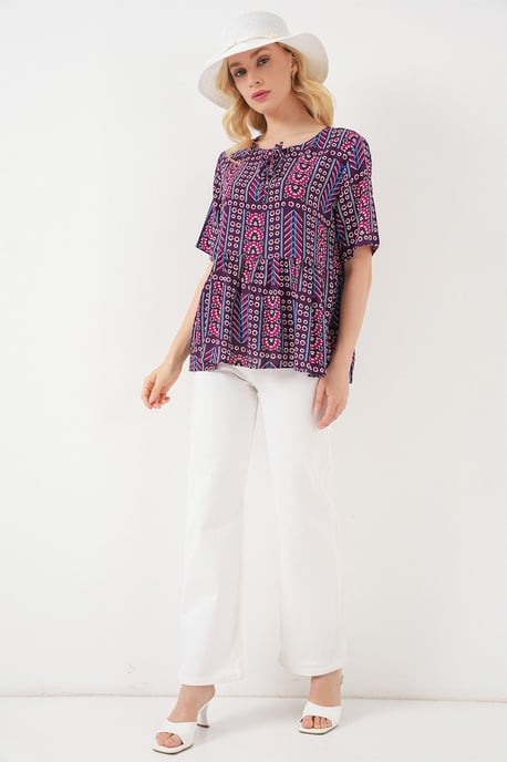 Musterte Crew-Neck-Bluse mit Schleifendetail - Image 2