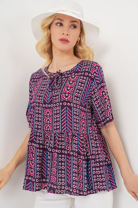 Musterte Crew-Neck-Bluse mit Schleifendetail - Image 3