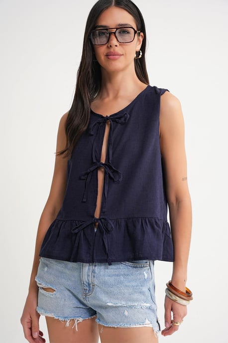 Rüschenbluse mit Schleifenfront - Image 4