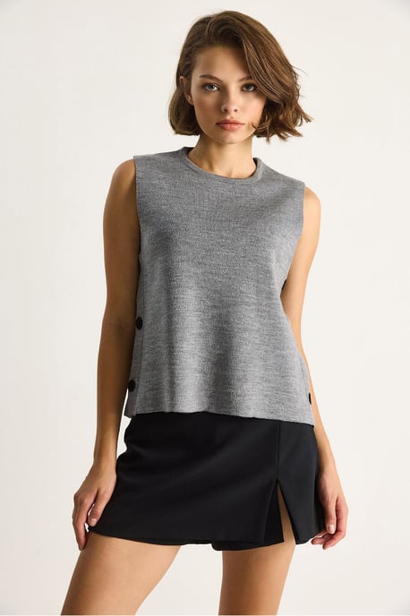 Knopf Detailstrickbluse - Image 5