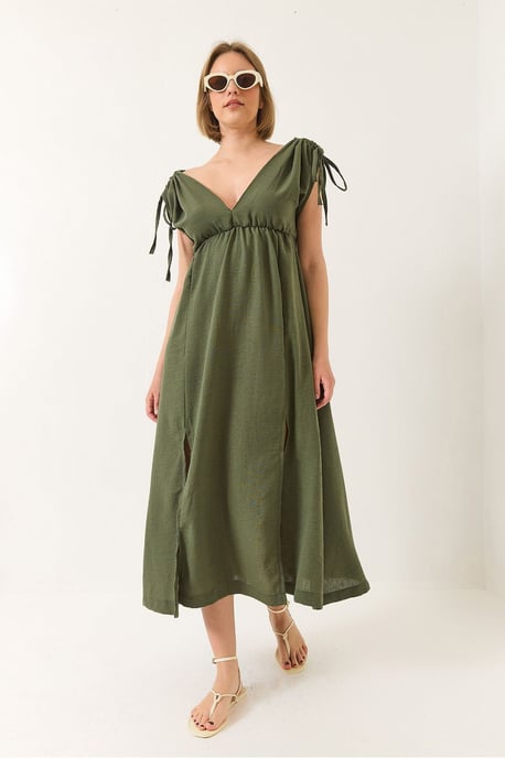 V-Ausschnitt Maxikleid mit Schlitz - Image 4
