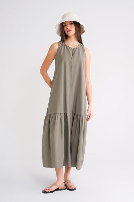 Maxikleid mit Kragen und Rüschendetails - Image 4