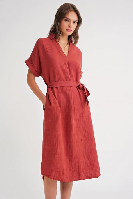 Gürteltuch Midi-Kleid mit kurzen Ärmeln - Image 3