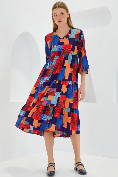 Gemustertes V-Ausschnitt-Midi-Kleid mit kurzen Ärmeln - Image 4