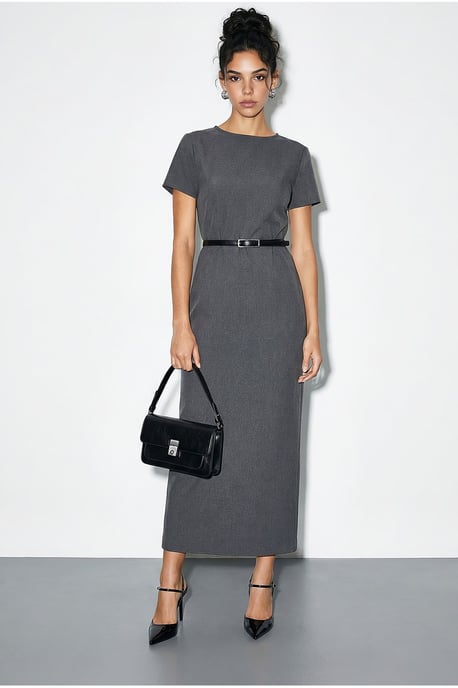 Gurte Midi-Kleid mit Rundhalsausschnitt - Image 3
