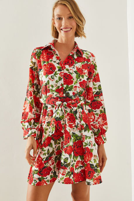 Blumiges Mini-Kleid mit Gürtelschnalle - Image 4