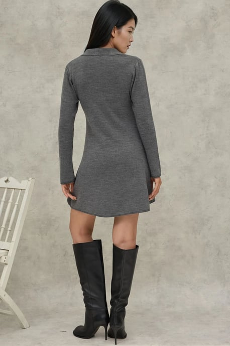 Knopf-detailiertes Polo-Kragen Strickkleid - Image 2