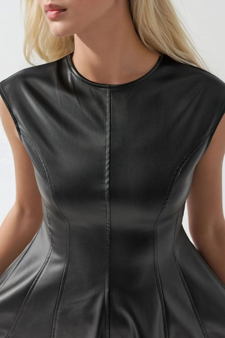 Kunstleder Mini-Kleid mit Reißverschluss - Image 6