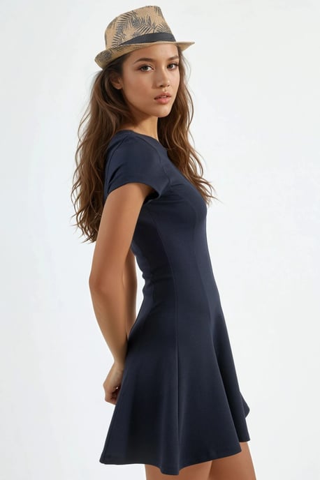 Kurzes ärmelloses Mini A-Linien-Kleid - Image 2