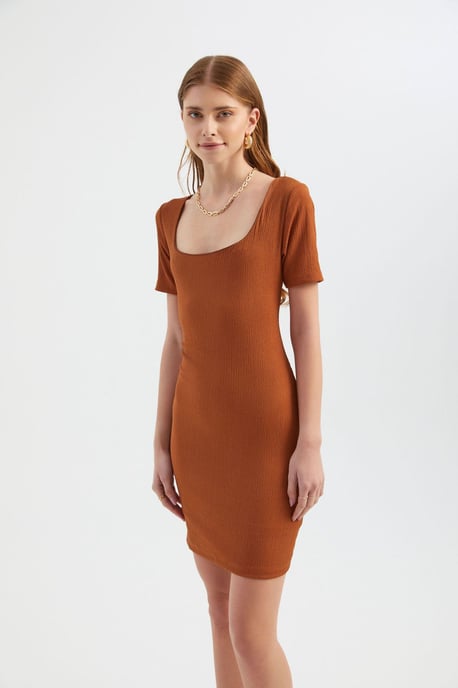 Quadratischer Ausschnitt Kurzarm Mini Bodycon Kleid - Image 2