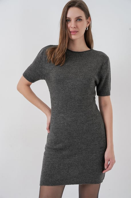 Basic Mini-Strickkleid - Image 1
