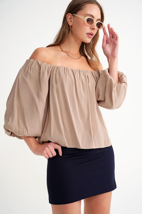Modal-Mischbluse mit Madonna-Kragen und Rüschendetails - Image 2