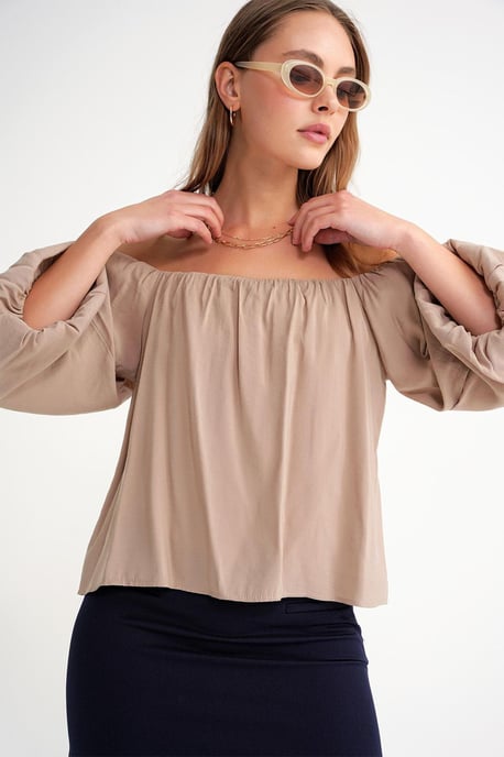 Modal-Mischbluse mit Madonna-Kragen und Rüschendetails - Image 3