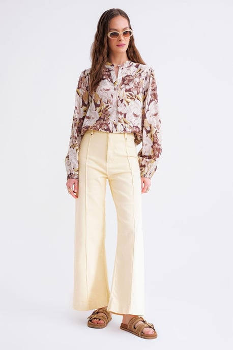 Bluse mit floralem Druck und langen Ärmeln im Mandarin-Kragen-Stil - Image 2