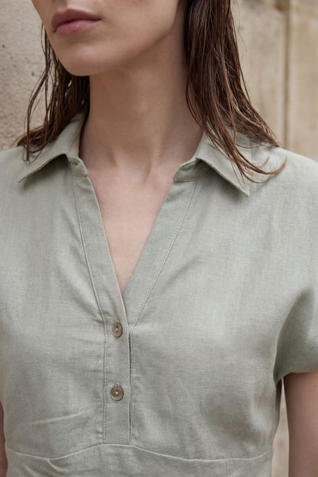 Leinenmix-Crop-Bluse mit Midi-Rock im Zwei-Teile-Set mit Accessoire-Details - Image 3