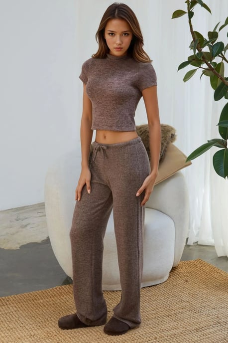 Schmale Passform Strickcropped Bluse - Image 6