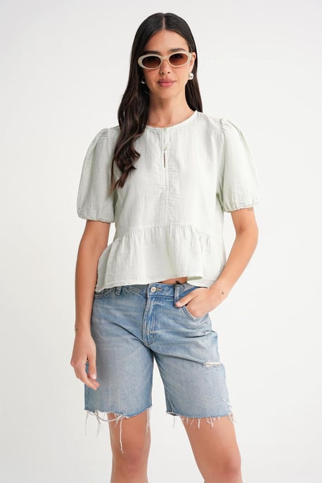 Strukturierte Muslin Rundhalsbluse mit Knopfverschluss - Image 2