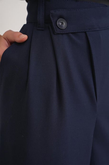 Hochtaillierte Gerade Beinhose - Image 5