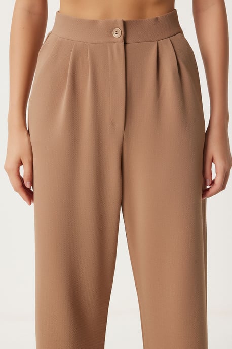 Hochtaillierte Faltenhose mit weitem Beinschnitt - Image 3