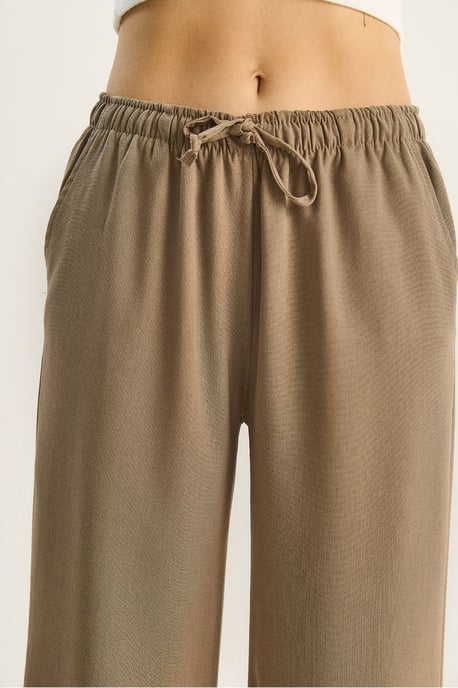 Weite Palazzo-Hose mit Bindung - Image 5