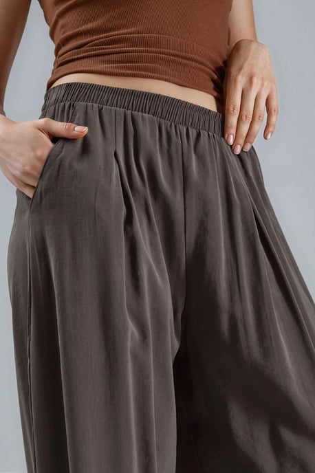 Weite gefaltete Hose - Image 5