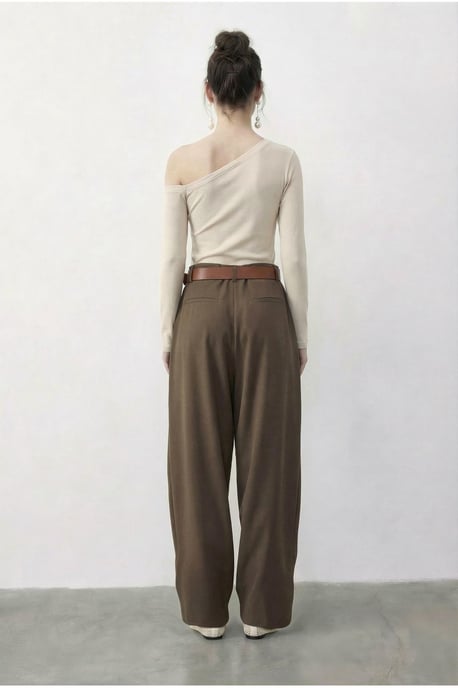 Hoch taillierte weite Palazzo-Hose mit Gürtel - Image 5