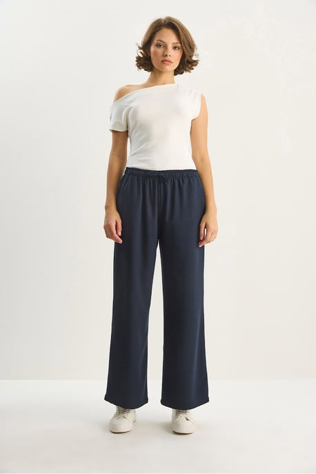 Weite Palazzo-Hose mit Bindeband - Image 2