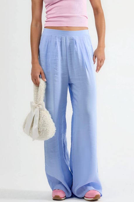 Hosen mit weitem Schnitt und Falten - Image 1