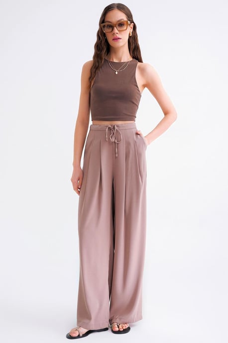 Hoch taillierte, plissierte Palazzo-Hosen - Image 3
