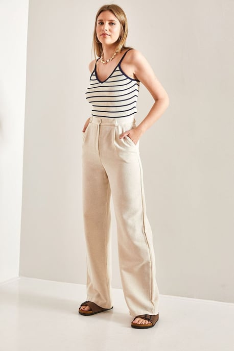 Hochtaillierte Palazzo-Hose mit Falten - Image 4