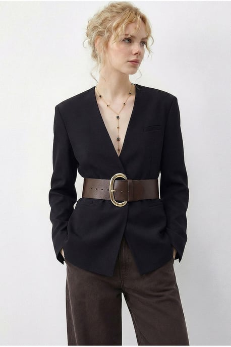 Gürtel-Blazerjacke mit V-Ausschnitt - Image 1