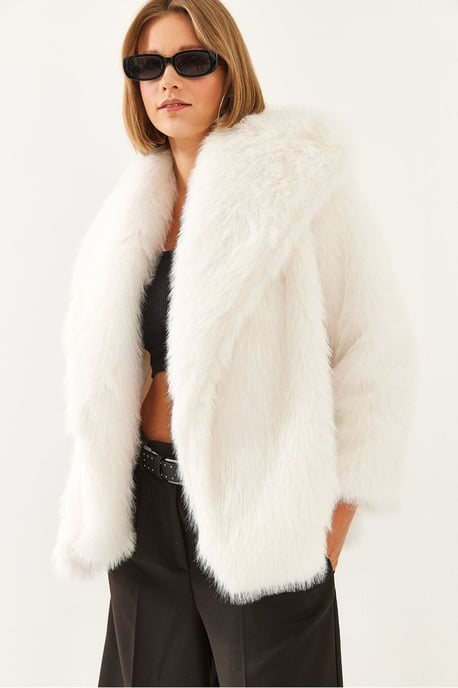 Oversized-Fauxfur-Mantel - Image 2