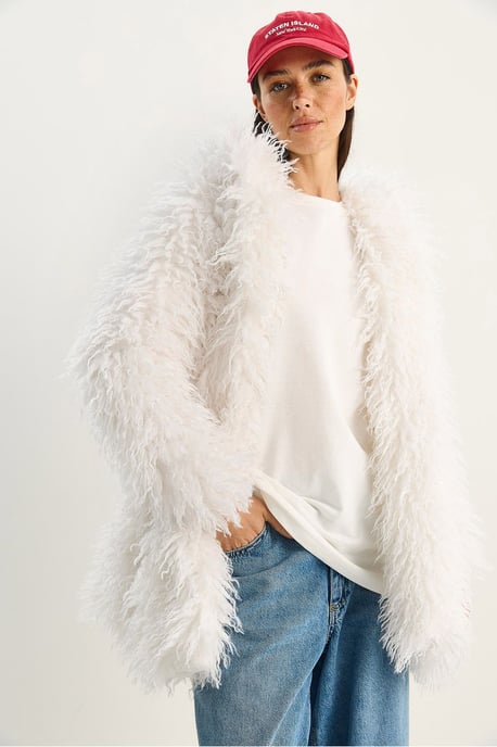 Oversize Kapuzenjacke aus Kunstfell - Image 2