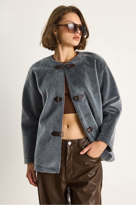 Strukturierter Gabardine-Mantel mit Knopfleiste und Jackenkragen - Image 2