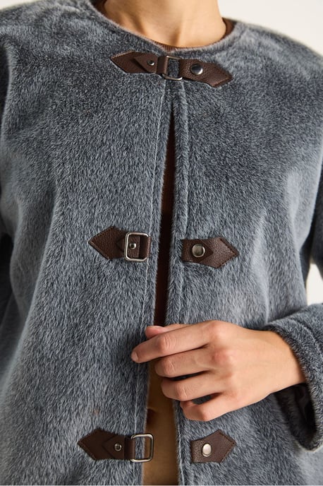 Strukturierter Gabardine-Mantel mit Knopfleiste und Jackenkragen - Image 5