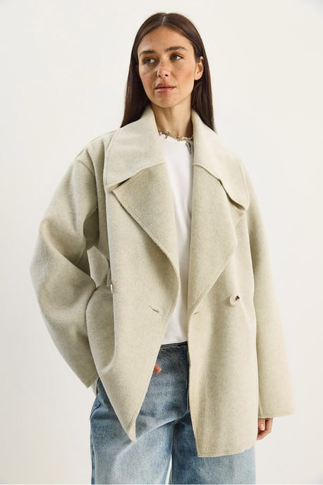 Übergroße geknöpfte Filzjacke mit breitem Kragen - Image 3