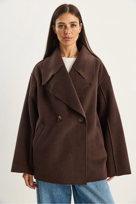 Übergroße, geknöpfte Filzjacke mit breitem Kragen - Image 4