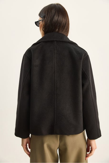 Dicker Plüsch Oversize Knopfjacket - Image 6
