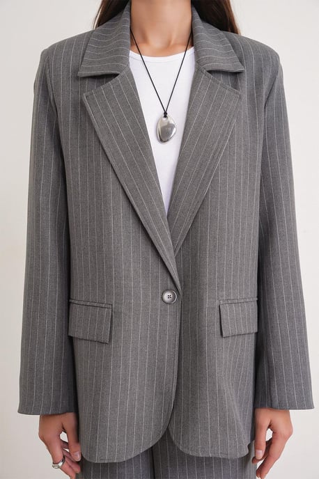Gestreifter Oversize-Blazer - Image 5