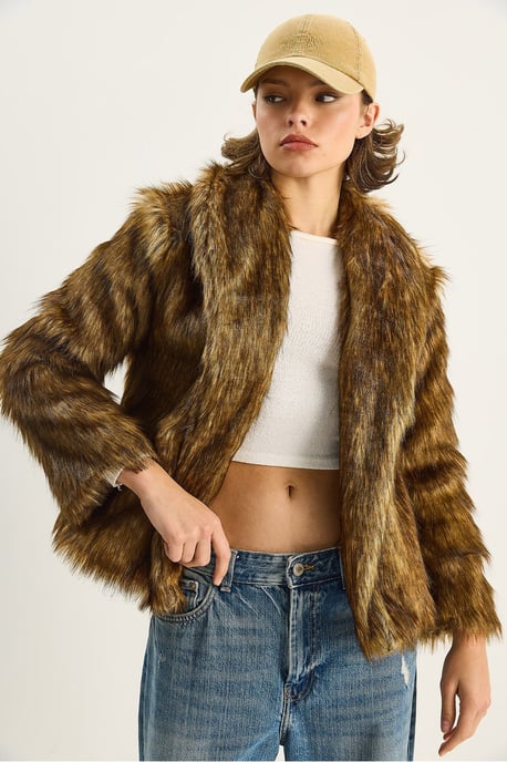 Kunstfellkurzjacke mit offenem Kragen - Image 4