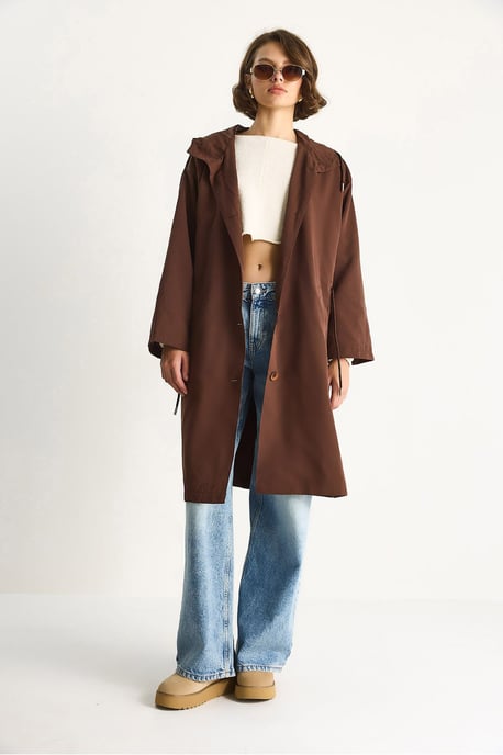 Übergröße Midi-Trenchcoat mit Schal-Kragen - Image 4